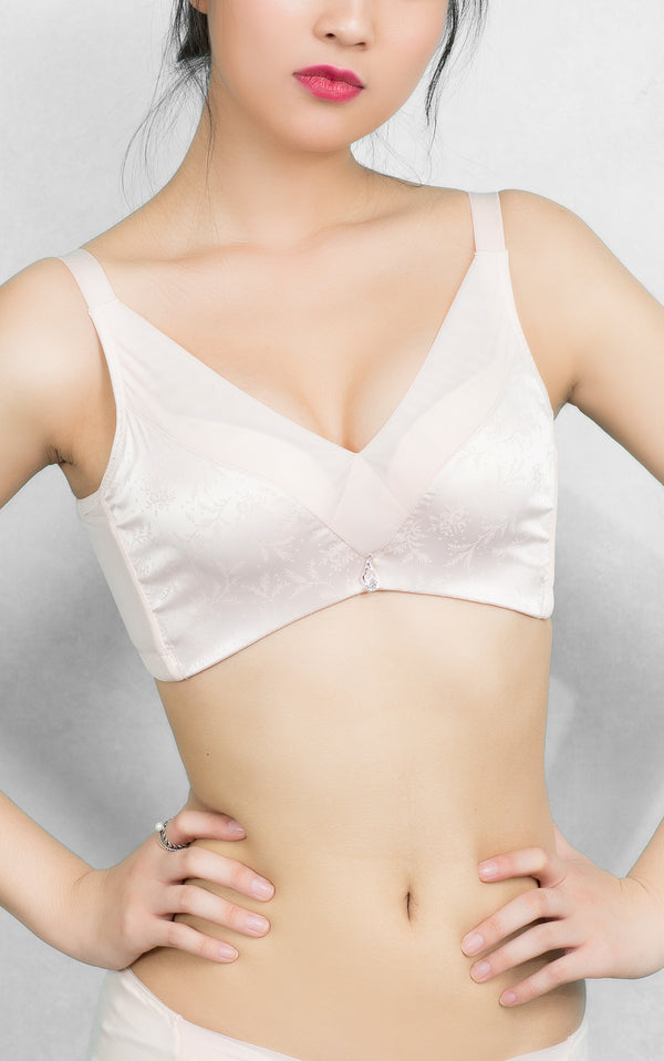 Front view of green wireless ice silk contour bra with invisible lift design
